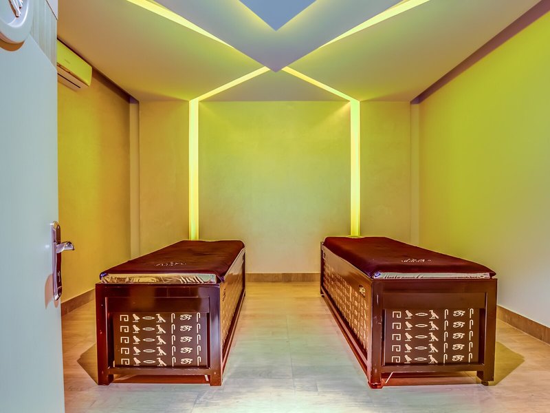 AMC Royal Hotel & Spa 45 - Health & Beauty