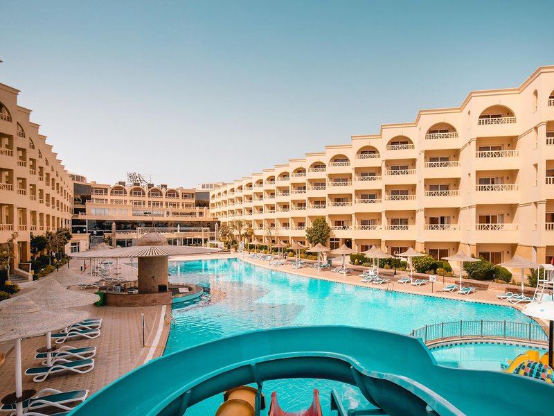 AMC Royal Hotel & Spa 17