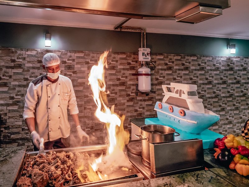 AMC Royal Hotel & Spa 39