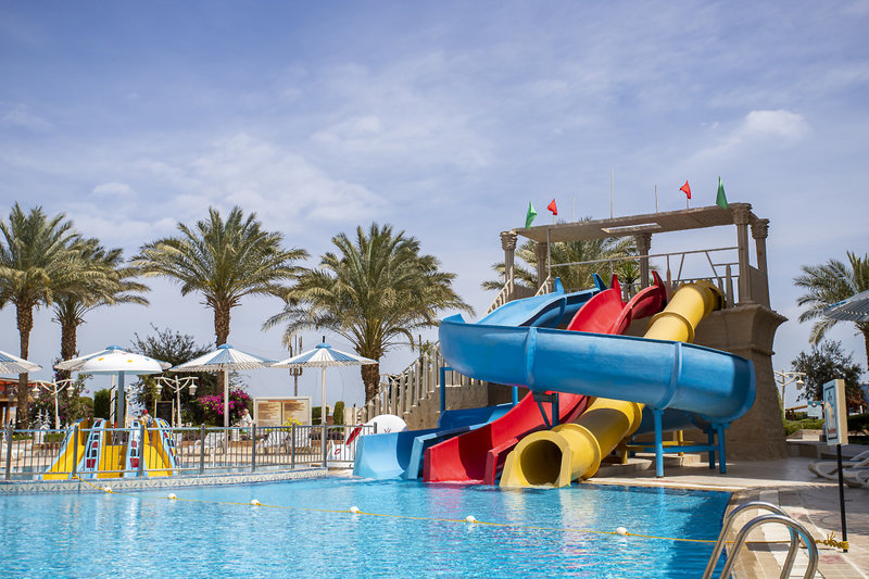 AMC Royal Hotel & Spa 4