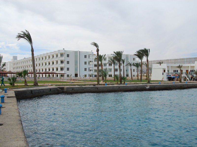 Emerald Resort & Aqua Park 