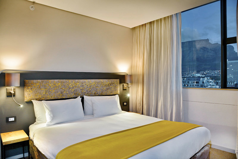 Holiday Inn Cape Town 3 - Room Example