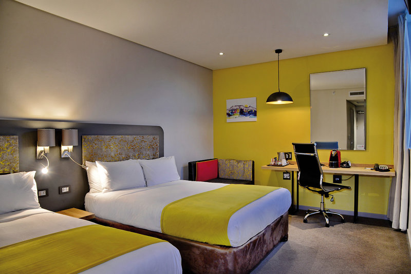 Holiday Inn Cape Town 11 - Room Example