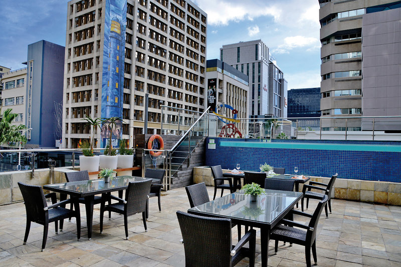 Holiday Inn Cape Town 12 - Terrace