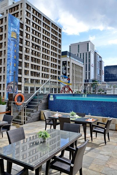 Cresta Grande Cape Town 4