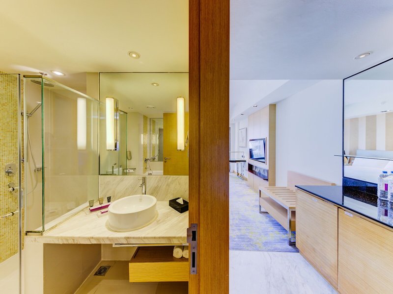 Cinnamon Grand Hotel 49