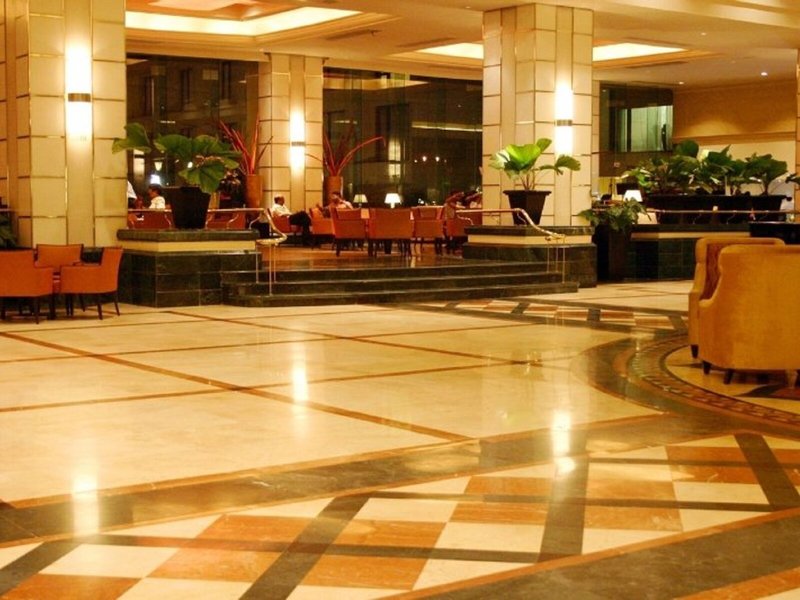 Cinnamon Grand Hotel 9