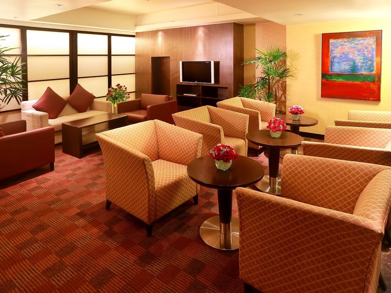 Cinnamon Grand Hotel 11