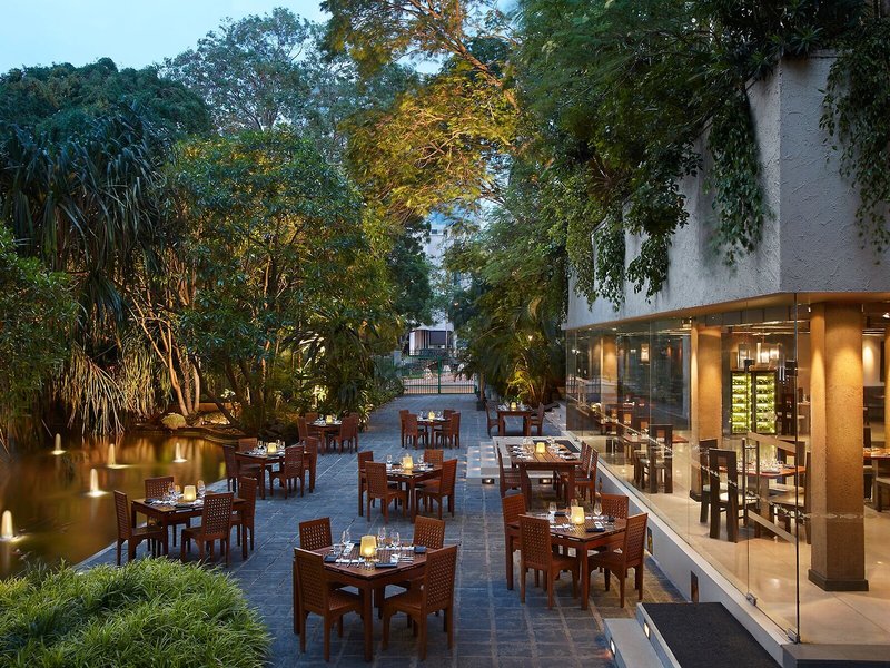 Cinnamon Grand Hotel 19