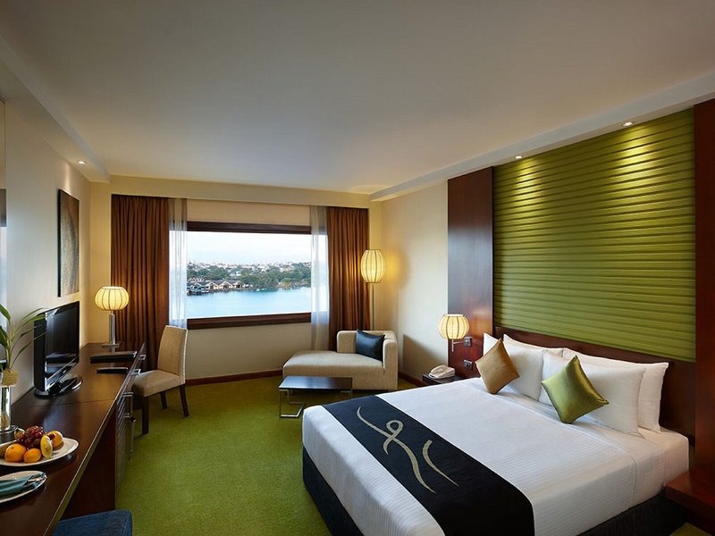 Cinnamon Grand Hotel 26