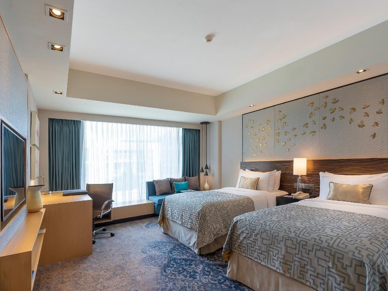 Cinnamon Grand Hotel 44