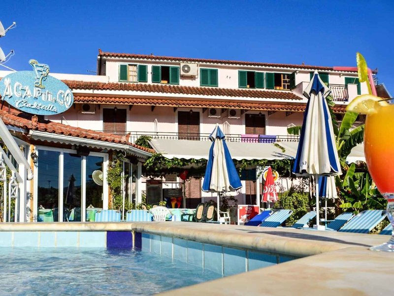 Acapulco Marinos 1 15