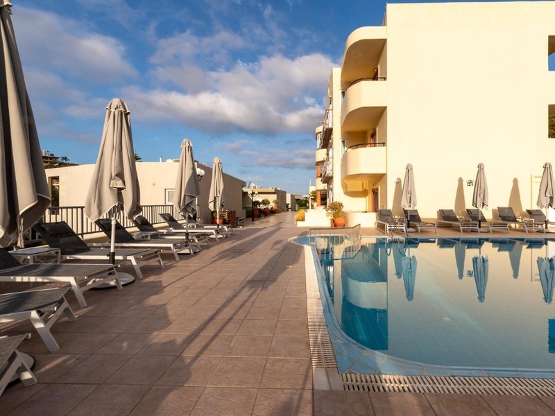 Elpis Studios & Appartements 14