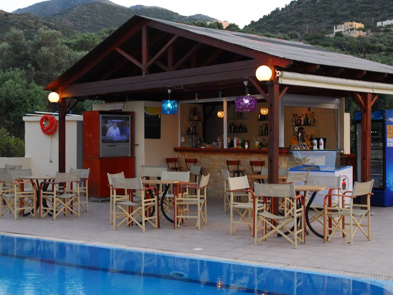 Elpis Studios & Appartements 32