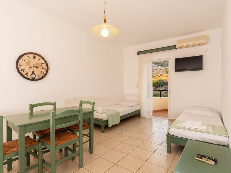 Elpis Studios & Appartements 42