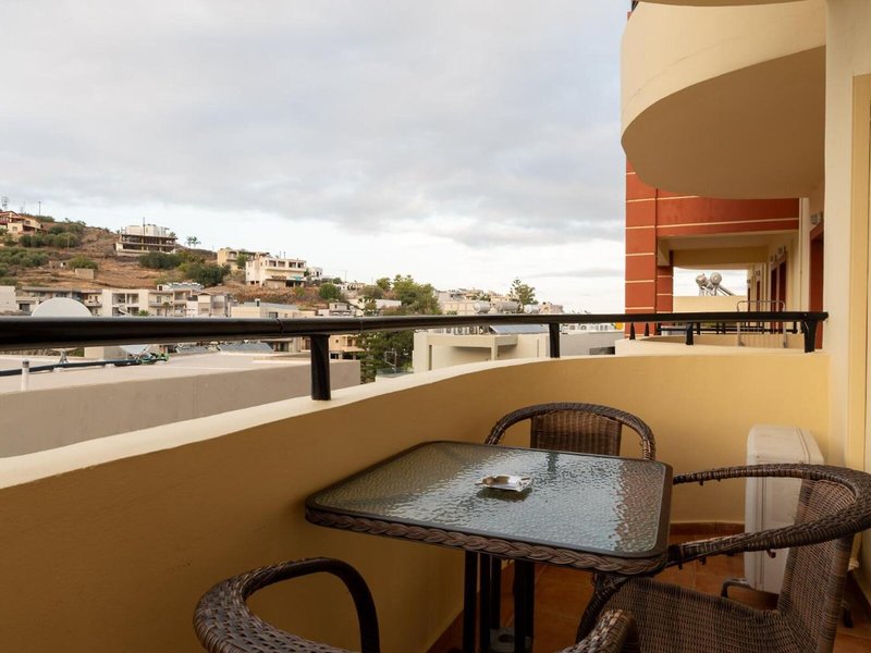 Elpis Studios & Appartements 48