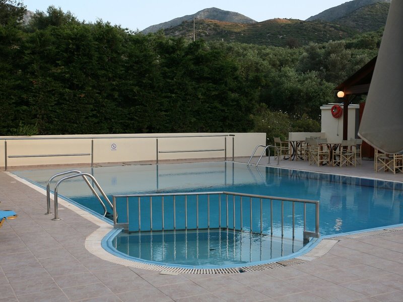 Elpis Studios & Appartements 23