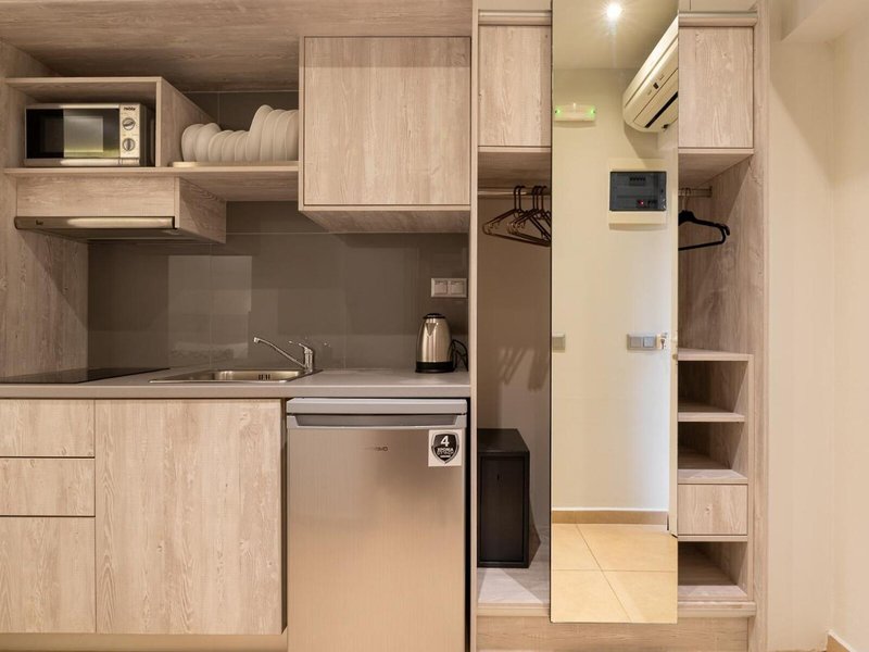 Elpis Studios & Appartements 43