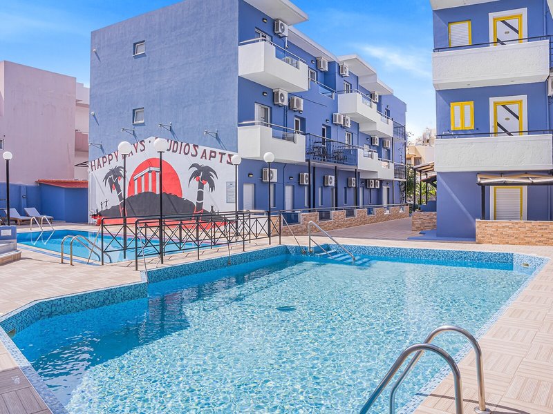 Happy Days 20 - Outdoor Pool