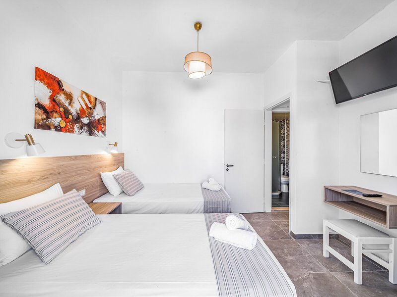 Happy Days 37 - Room Example