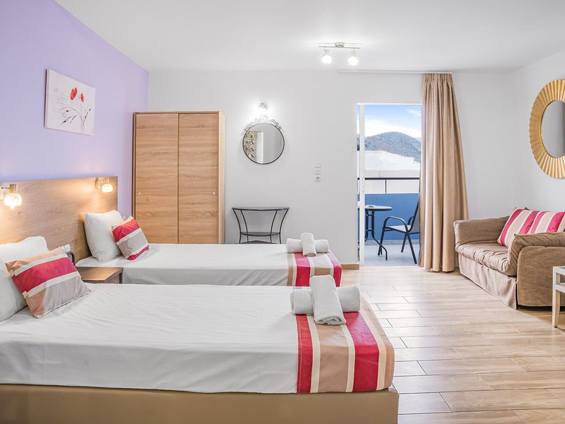 Happy Days 41 - Room Example