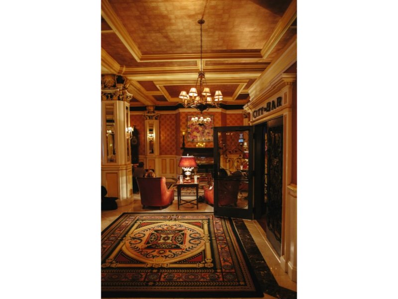 The Lenox 19