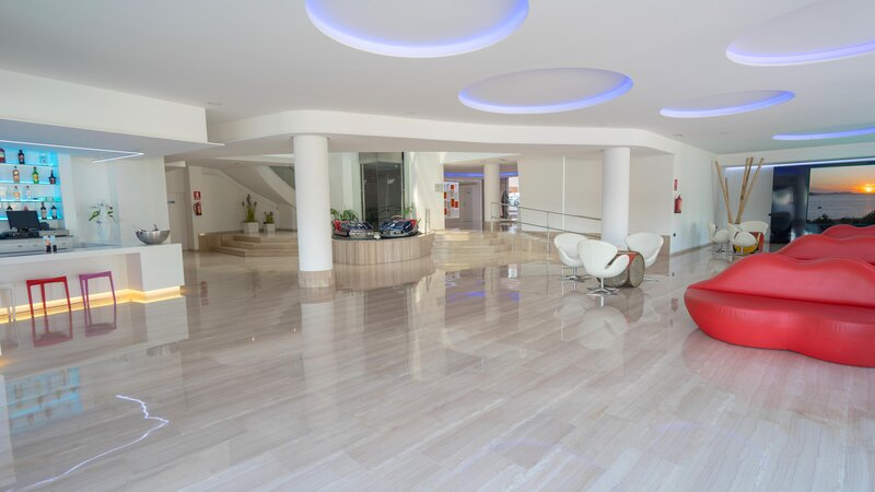 THB Ocean Beach 24