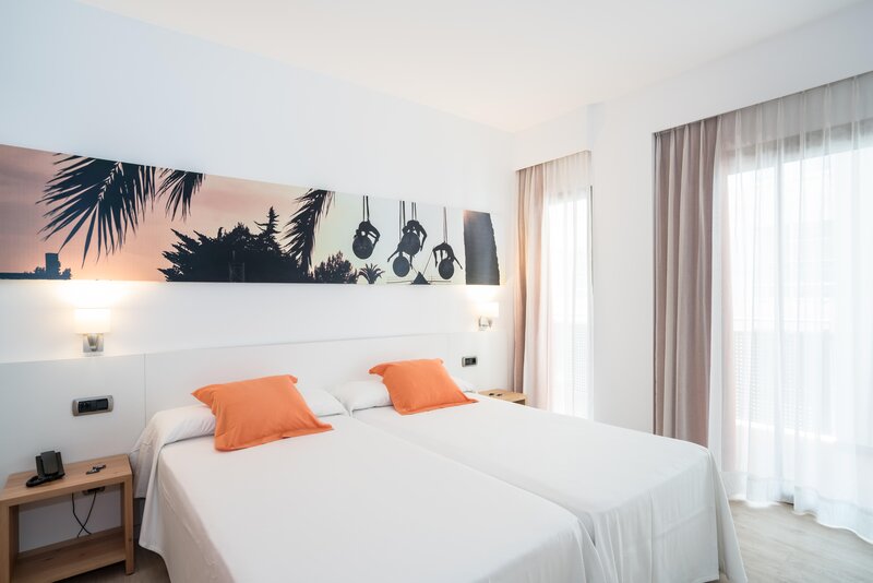 THB Ocean Beach 43