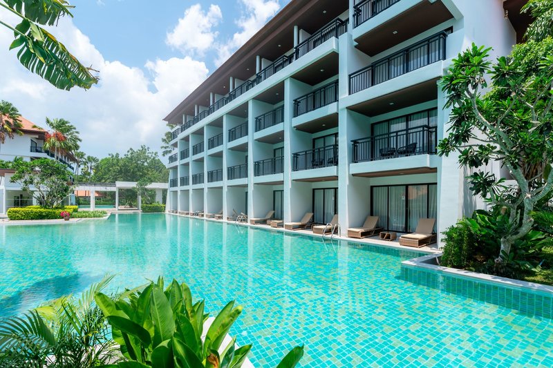 D Varee Mai Khao Beach  10