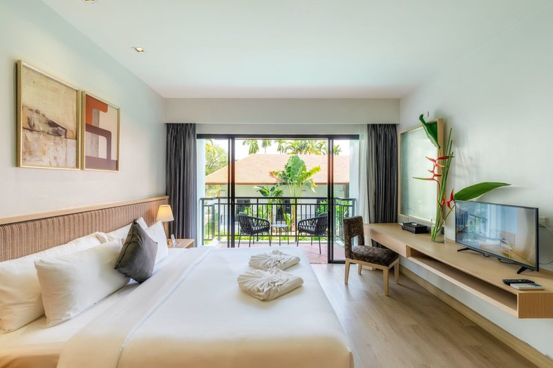 D Varee Mai Khao Beach  2