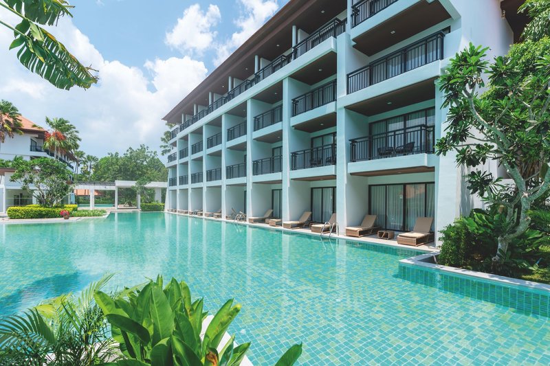 D Varee Mai Khao Beach  10