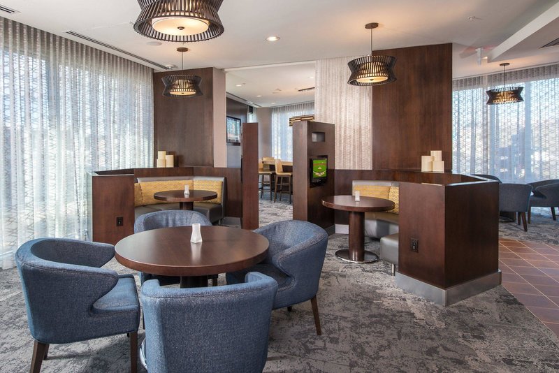 Courtyard Marriott Washington DC/U.S. Capitol 4 - Lounge / Lobby