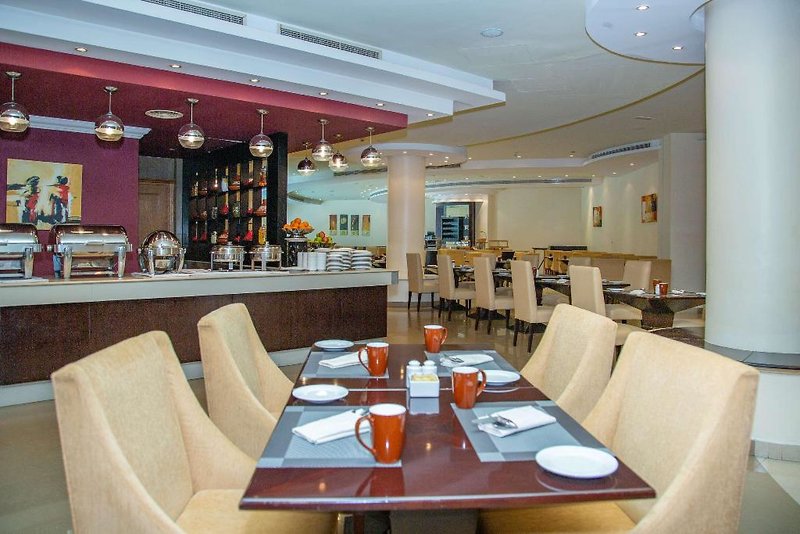Al Hamra Residence 5 - Restaurant