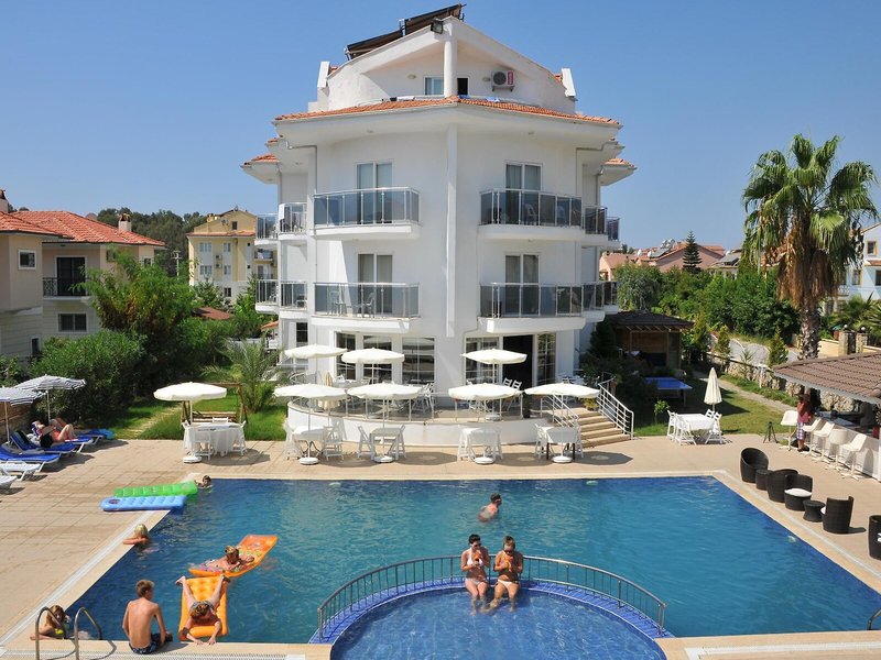 Nevada Hotel & Spa 8