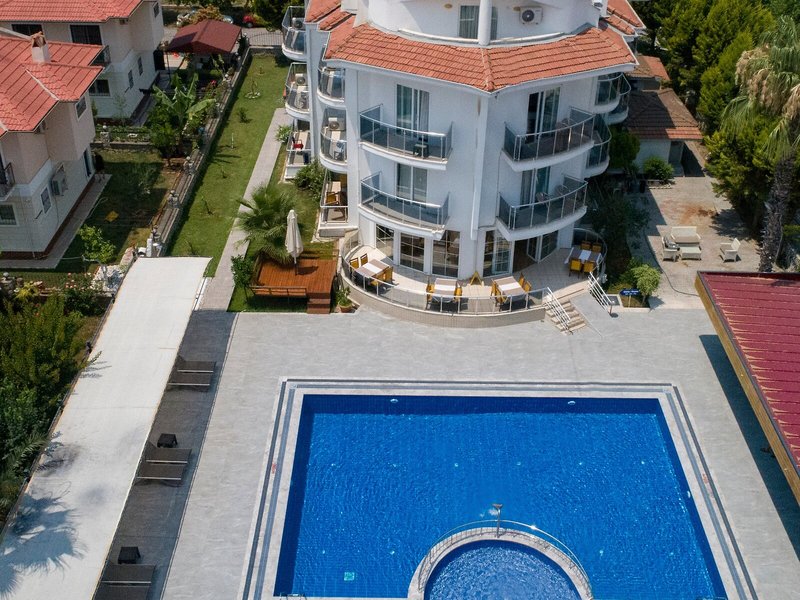 Nevada Hotel & Spa 9