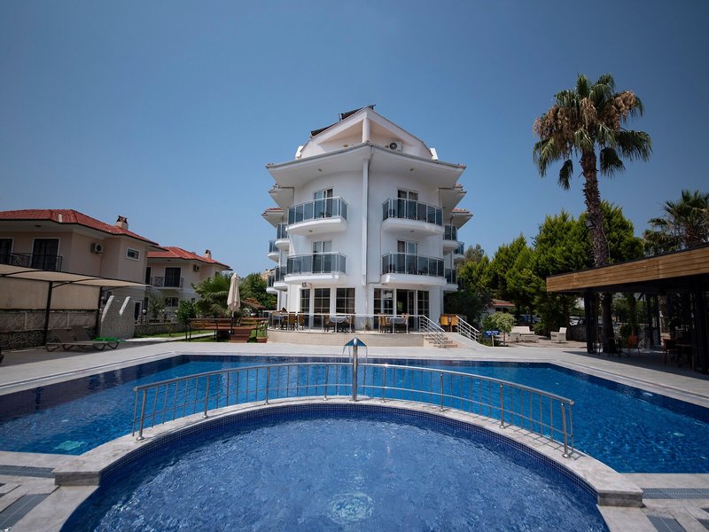 Nevada Hotel & Spa 11