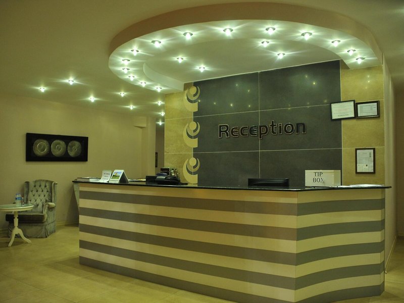 Nevada Hotel & Spa 17