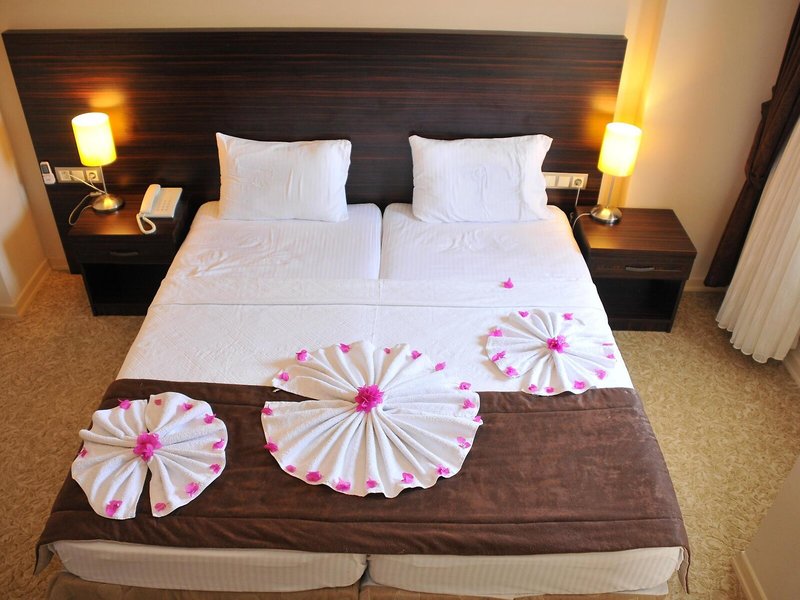 Nevada Hotel & Spa 34