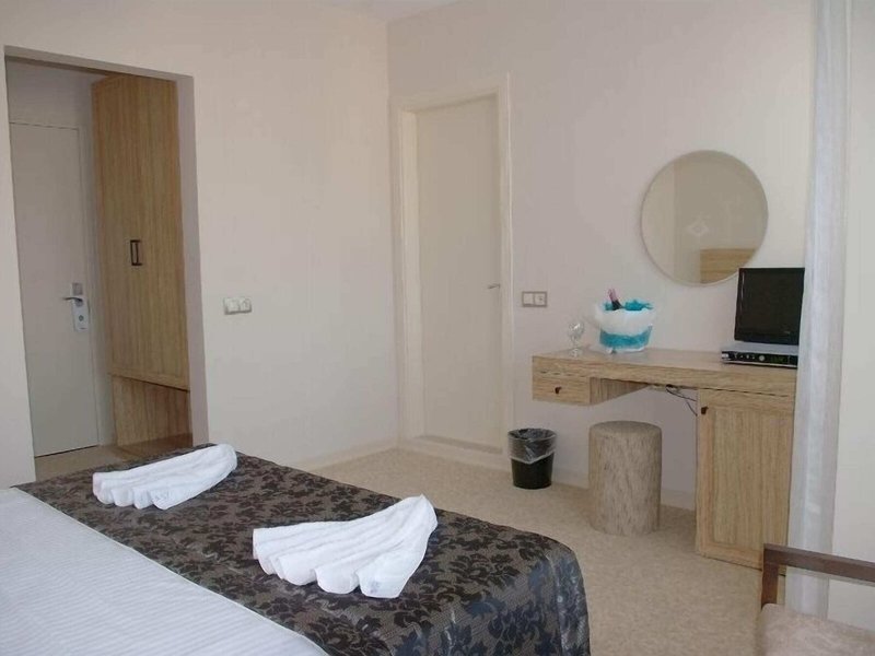 Nevada Hotel & Spa 41