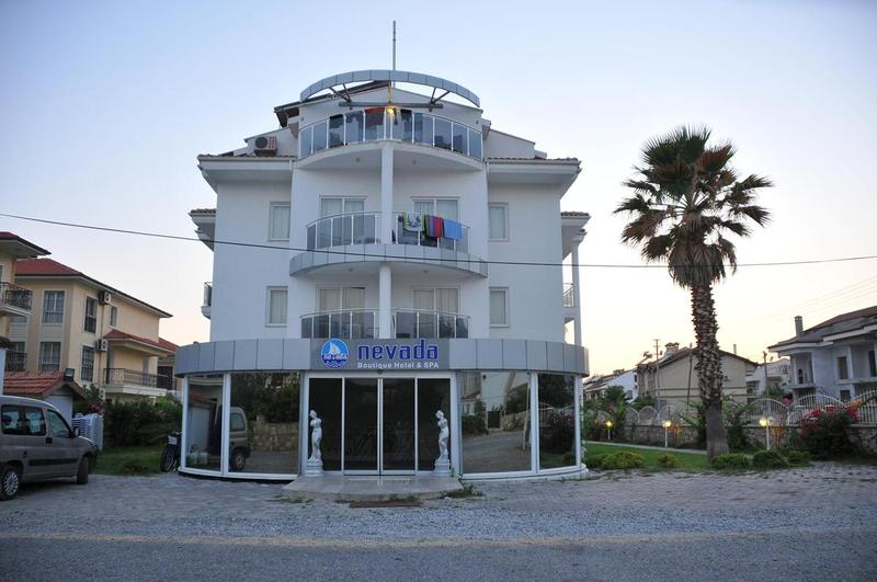 Nevada Hotel & Spa 1