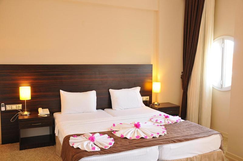 Nevada Hotel & Spa 5