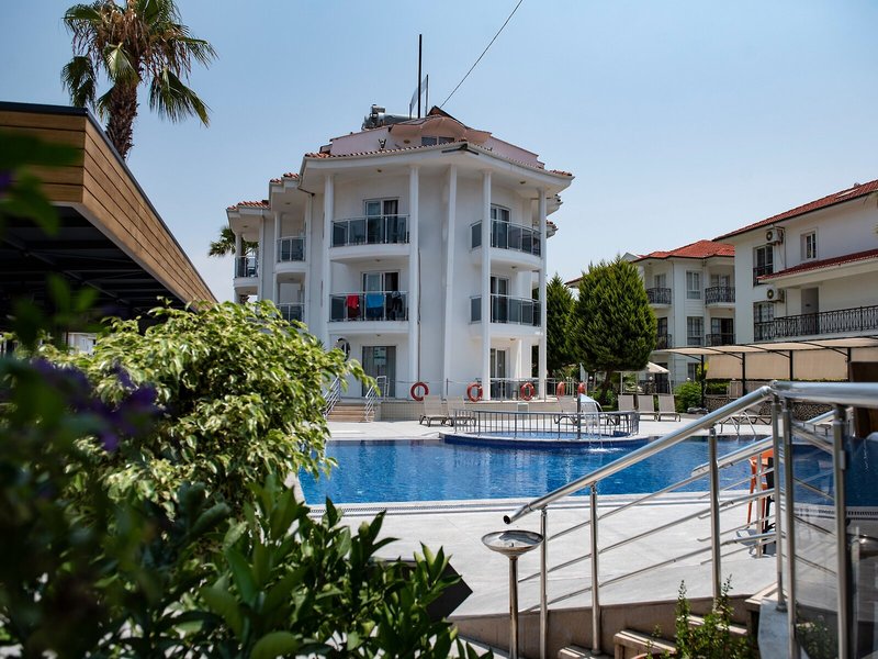 Nevada Hotel & Spa 13