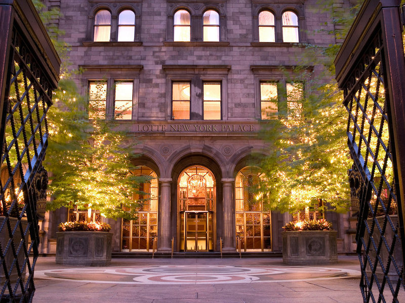 Lotte New York Palace 1