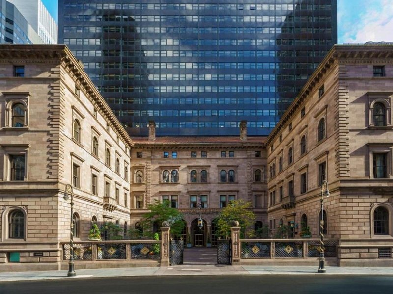 Lotte New York Palace 3