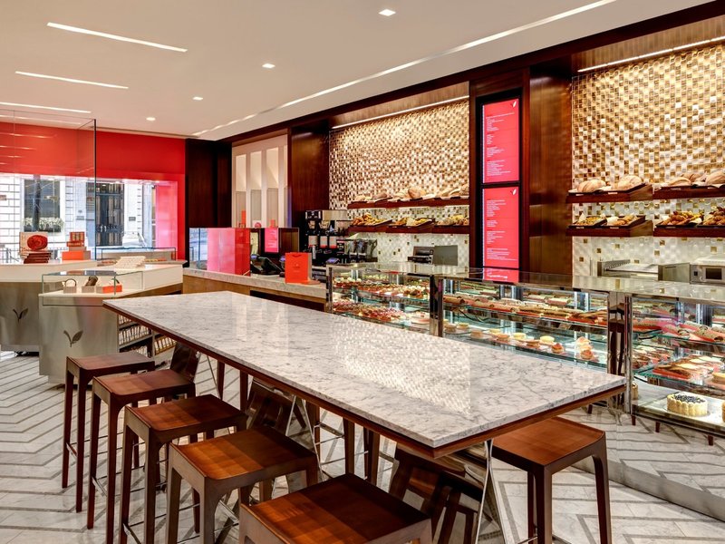 Lotte New York Palace 11