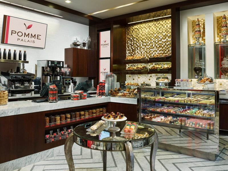 Lotte New York Palace 14