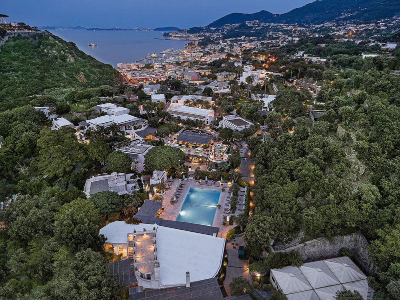 Garden & Villas Resort 7