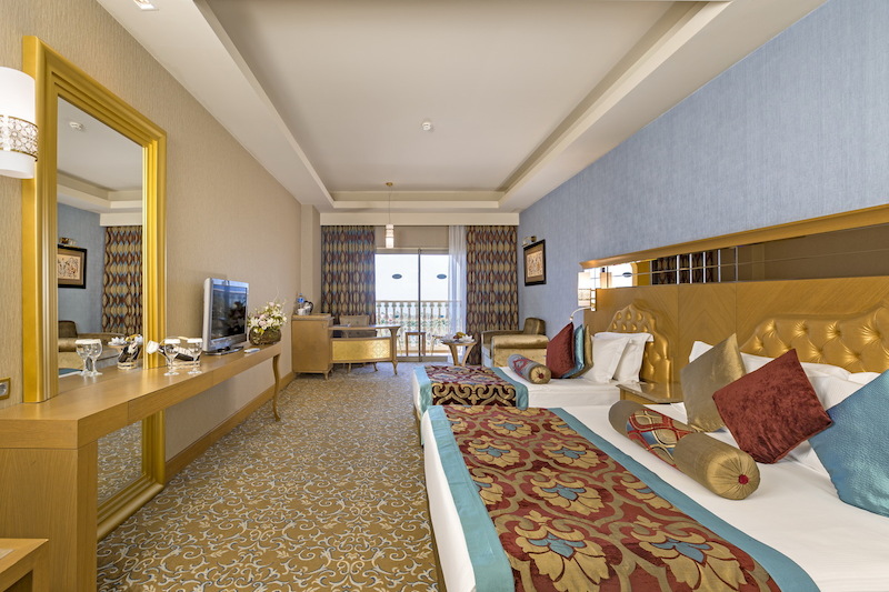 Royal Holiday Palace 10