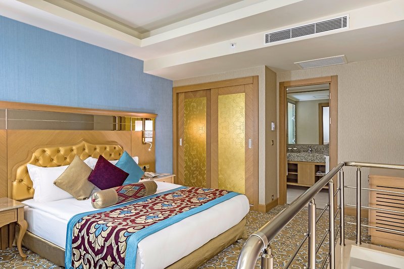 Royal Holiday Palace 6