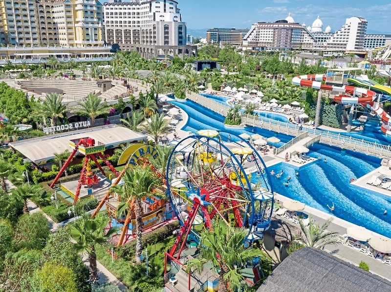 Royal Holiday Palace 17